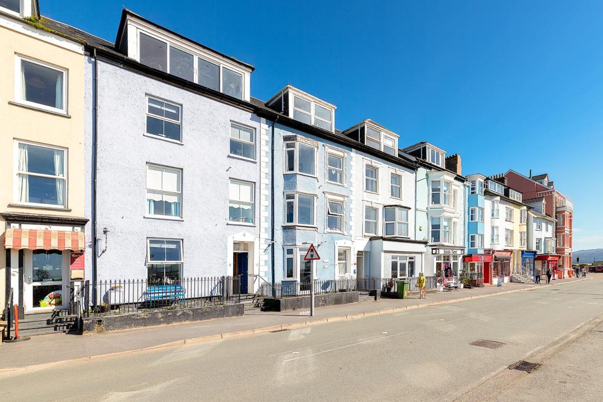 Aberdovey Sea View Apartment Aberdyfi Esterno foto